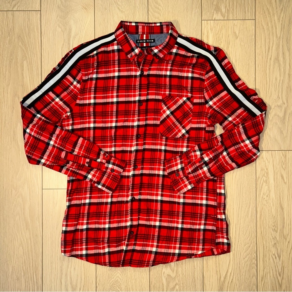Raw Yarn Men’s Slim Fit Button Down Size XL Red Shirt